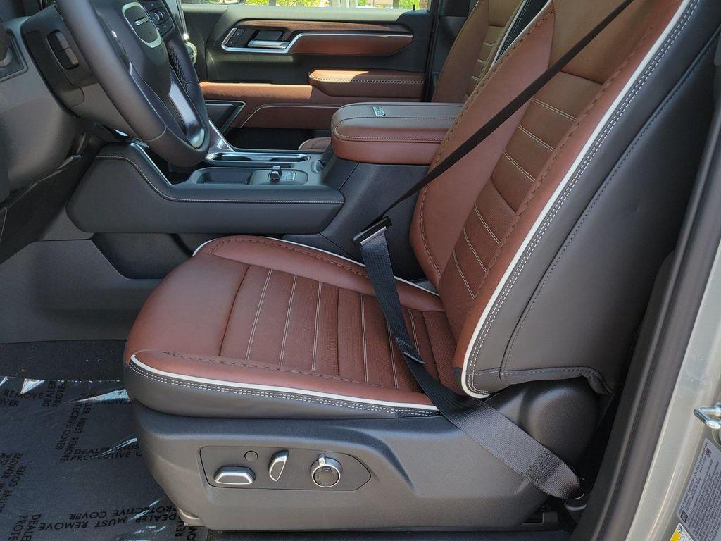 new 2025 GMC Sierra 3500 car, priced at $95,844