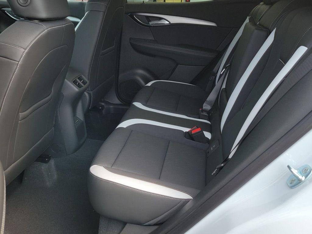 new 2025 Buick Envision car, priced at $39,078