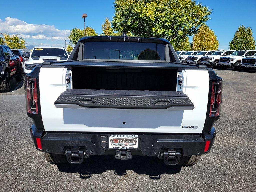 new 2026 GMC HUMMER EV Pickup car, priced at $105,235
