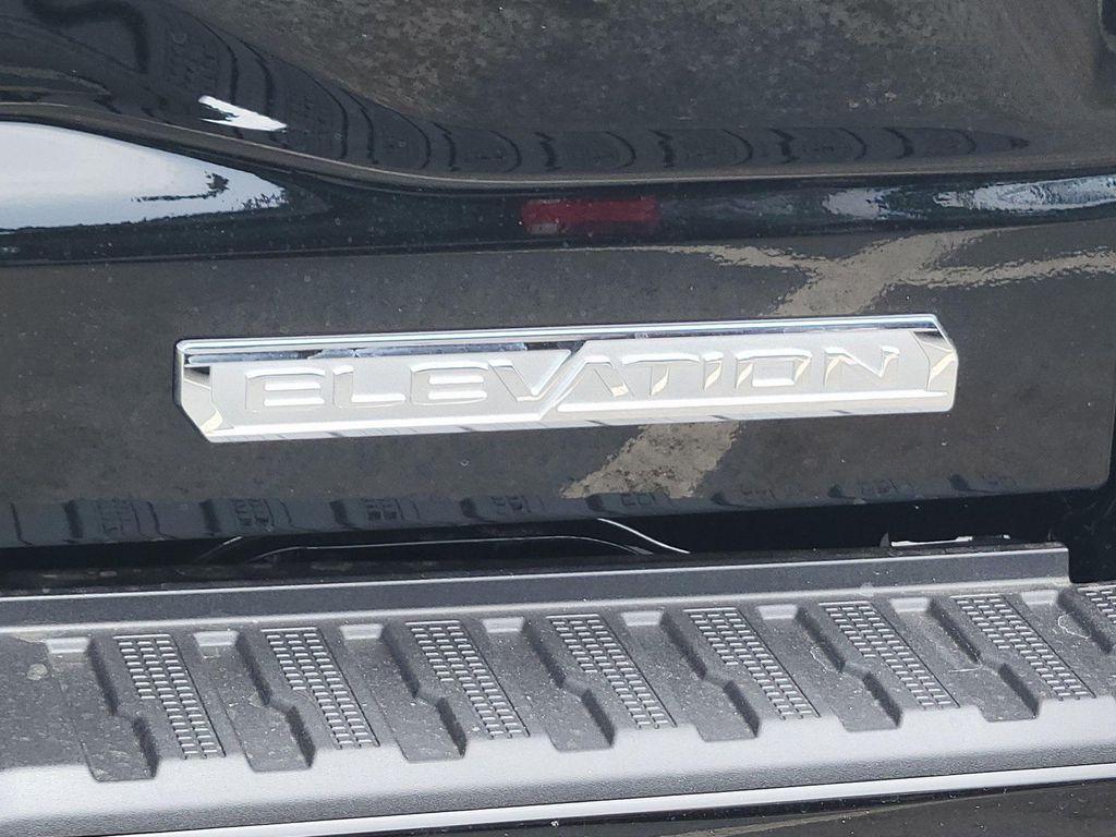 new 2025 GMC Sierra 1500 car, priced at $59,725
