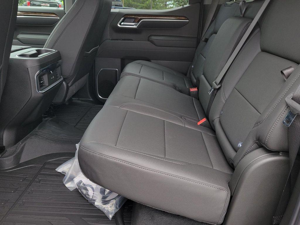 new 2025 GMC Sierra 1500 car, priced at $59,725