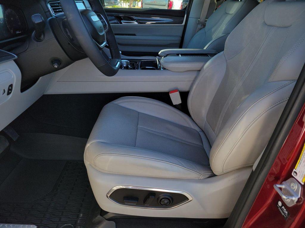 used 2022 Jeep Wagoneer car, priced at $43,684