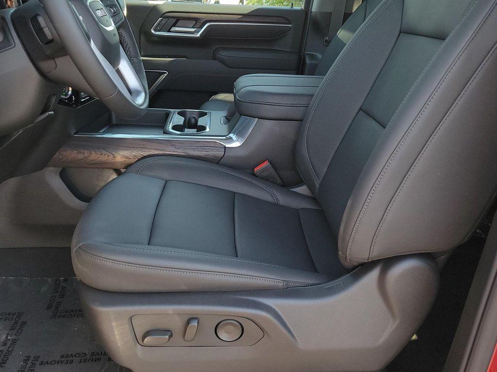 new 2025 GMC Sierra 2500 car, priced at $73,165
