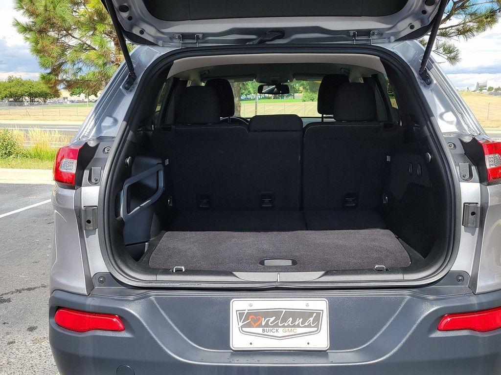 used 2017 Jeep Cherokee car, priced at $16,519