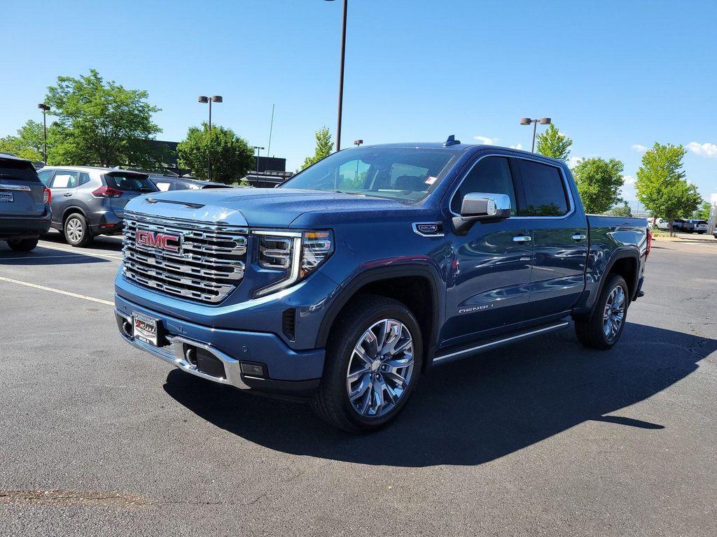 new 2025 GMC Sierra 1500 car, priced at $70,395