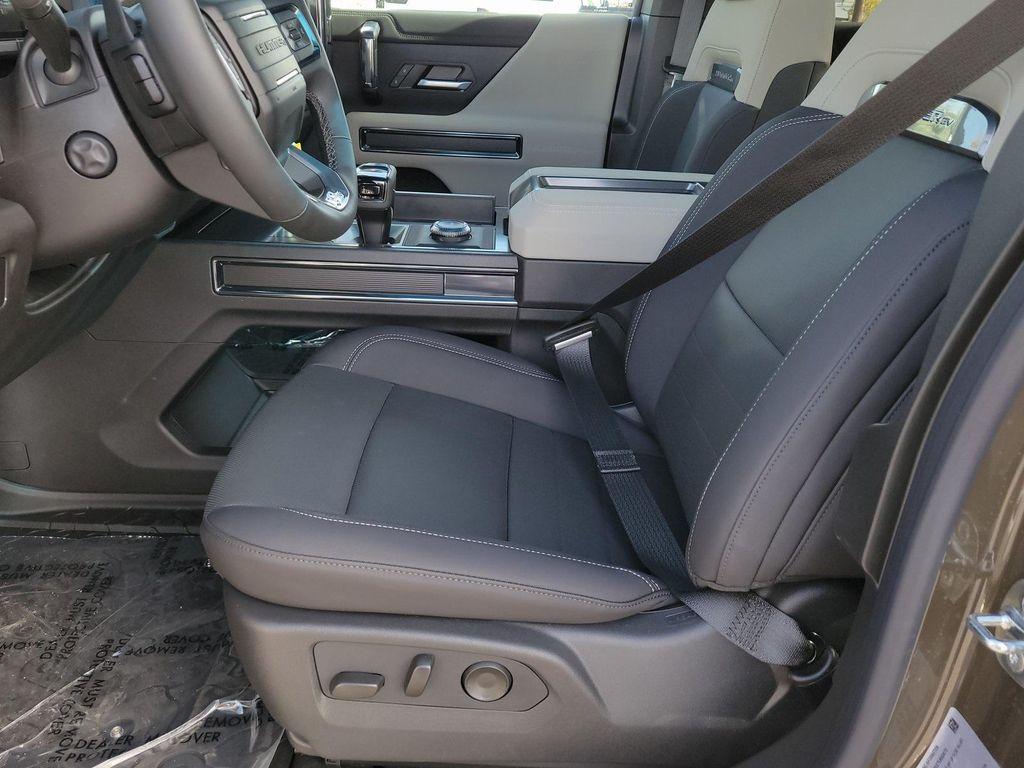 new 2026 GMC HUMMER EV Pickup car, priced at $105,860