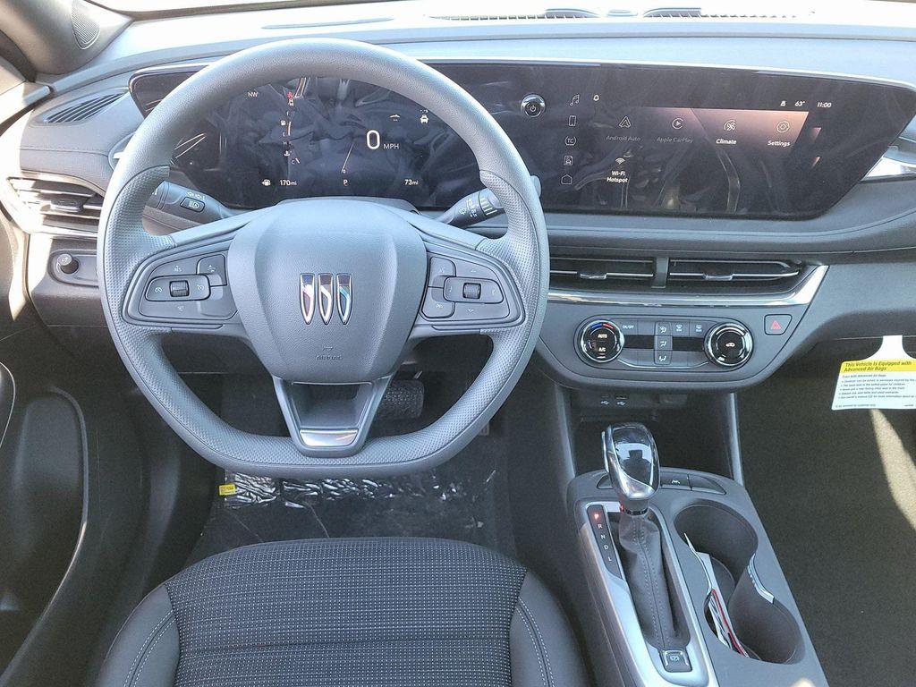 new 2025 Buick Envista car, priced at $23,135