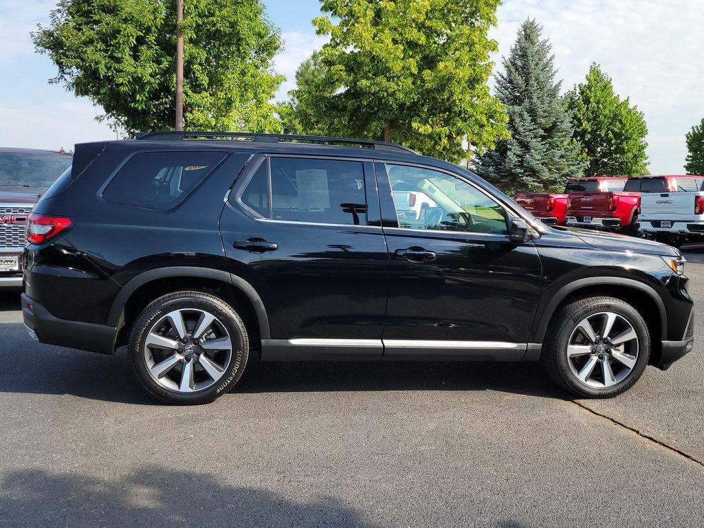 used 2023 Honda Pilot car, priced at $45,651