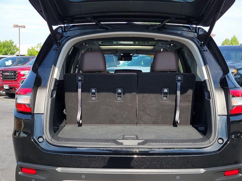 used 2023 Honda Pilot car, priced at $45,651