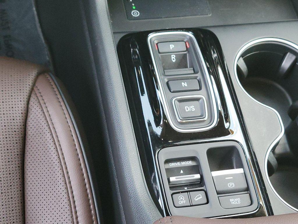 used 2023 Honda Pilot car, priced at $45,651