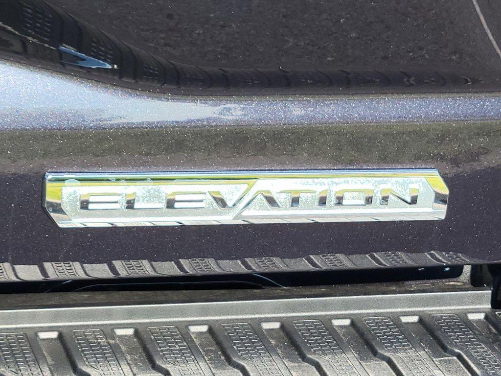 new 2025 GMC Sierra 1500 car, priced at $52,035