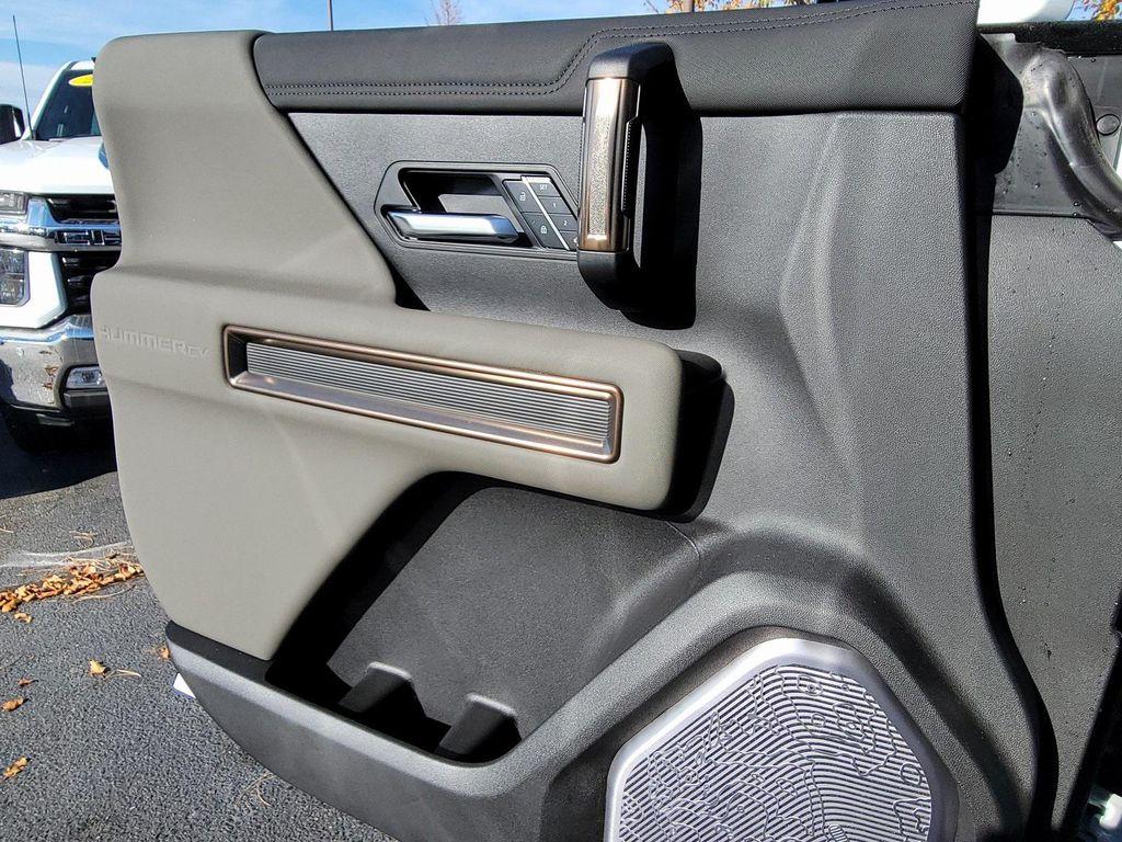 new 2025 GMC HUMMER EV Pickup car, priced at $99,940