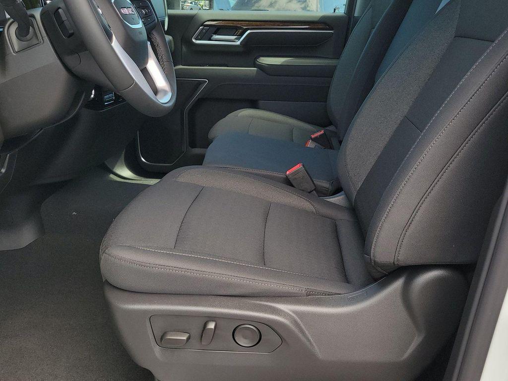 new 2025 GMC Sierra 3500 car, priced at $76,640