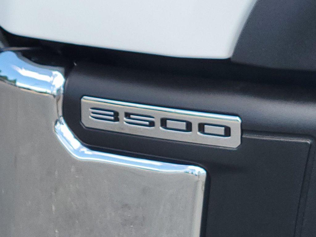new 2025 GMC Sierra 3500 car, priced at $76,640