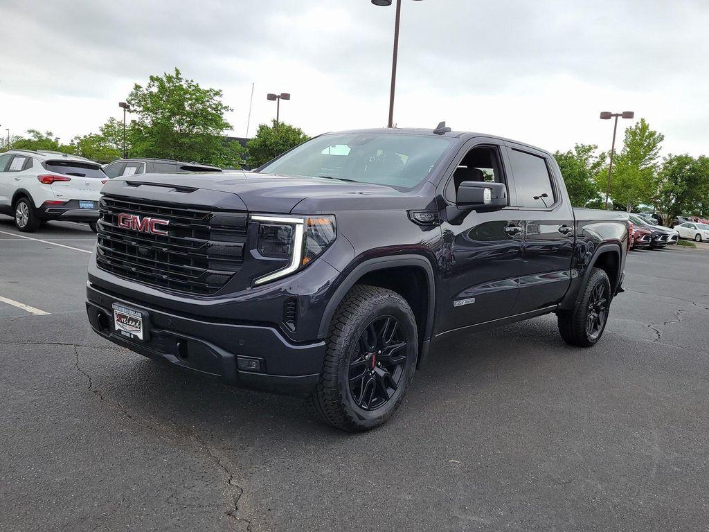 new 2025 GMC Sierra 1500 car, priced at $57,375