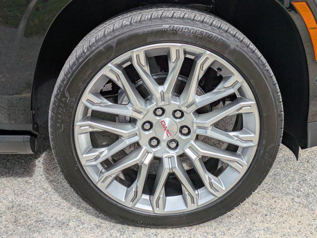 new 2025 GMC Yukon car, priced at $95,625