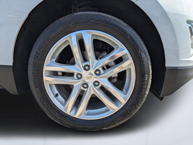 used 2018 Chevrolet Equinox car, priced at $17,397