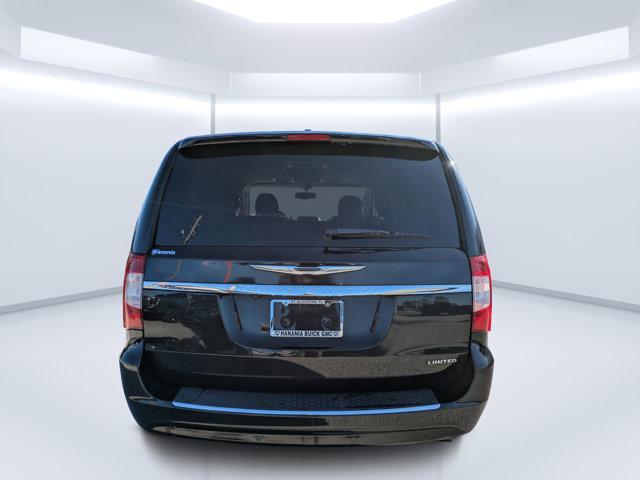 used 2014 Chrysler Town & Country car, priced at $9,895