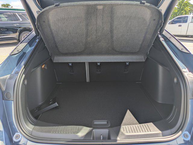new 2025 Buick Envista car, priced at $28,935