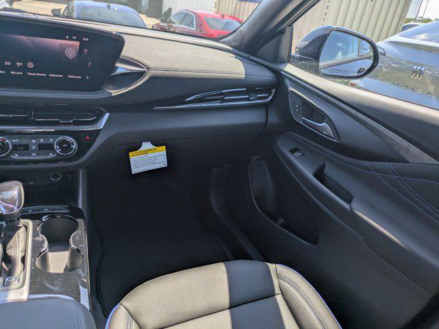 new 2025 Buick Envista car, priced at $27,625