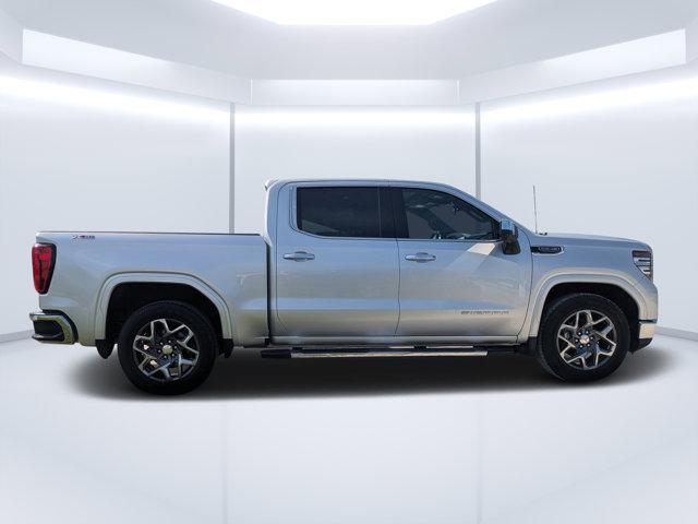 used 2022 GMC Sierra 1500 car, priced at $38,999
