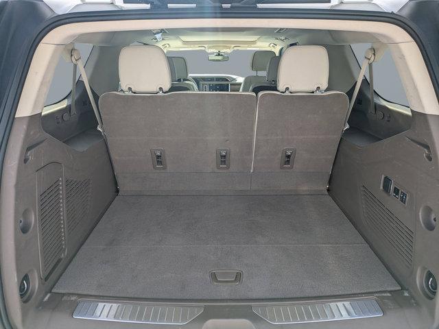 used 2022 GMC Yukon XL car, priced at $45,944