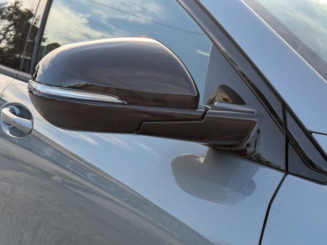 new 2025 Buick Envista car, priced at $27,625