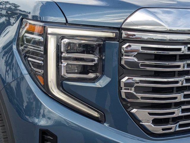 new 2025 GMC Sierra 1500 car, priced at $71,135