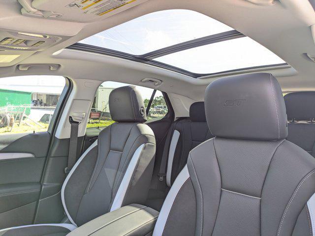 new 2025 Buick Envision car, priced at $43,735