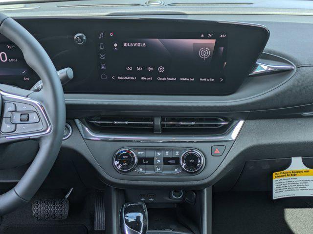 new 2025 Buick Envista car, priced at $26,151