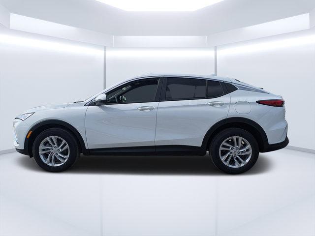 new 2025 Buick Envista car, priced at $26,151