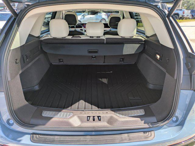 used 2025 Lincoln Nautilus car, priced at $74,988