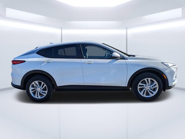 new 2025 Buick Envista car, priced at $25,568
