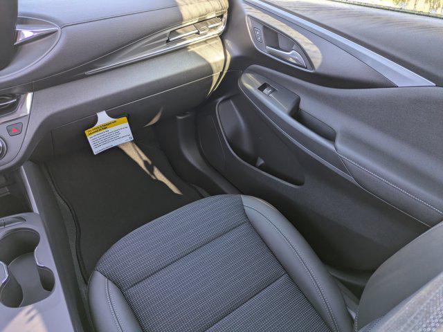 new 2025 Buick Envista car, priced at $25,568