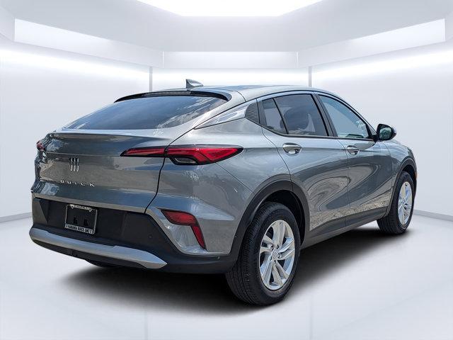 new 2025 Buick Envista car, priced at $25,600