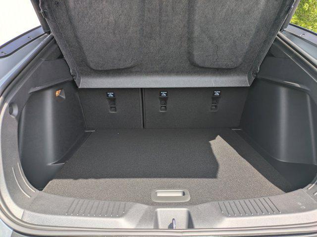 new 2025 Buick Envista car, priced at $25,600