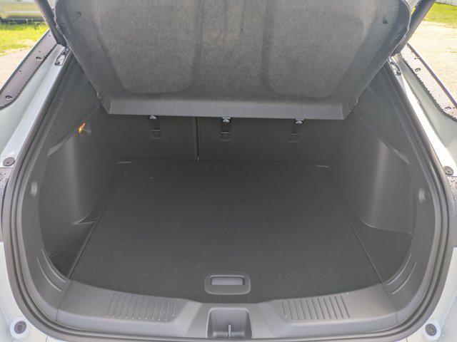 new 2025 Buick Envista car, priced at $29,535