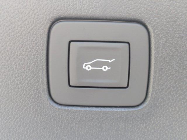 new 2025 Buick Envista car, priced at $29,535