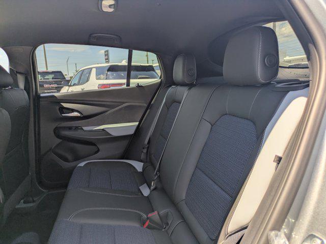new 2025 Buick Envista car, priced at $26,225
