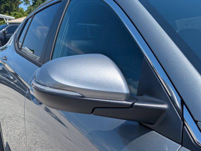 new 2025 Buick Envista car, priced at $26,225