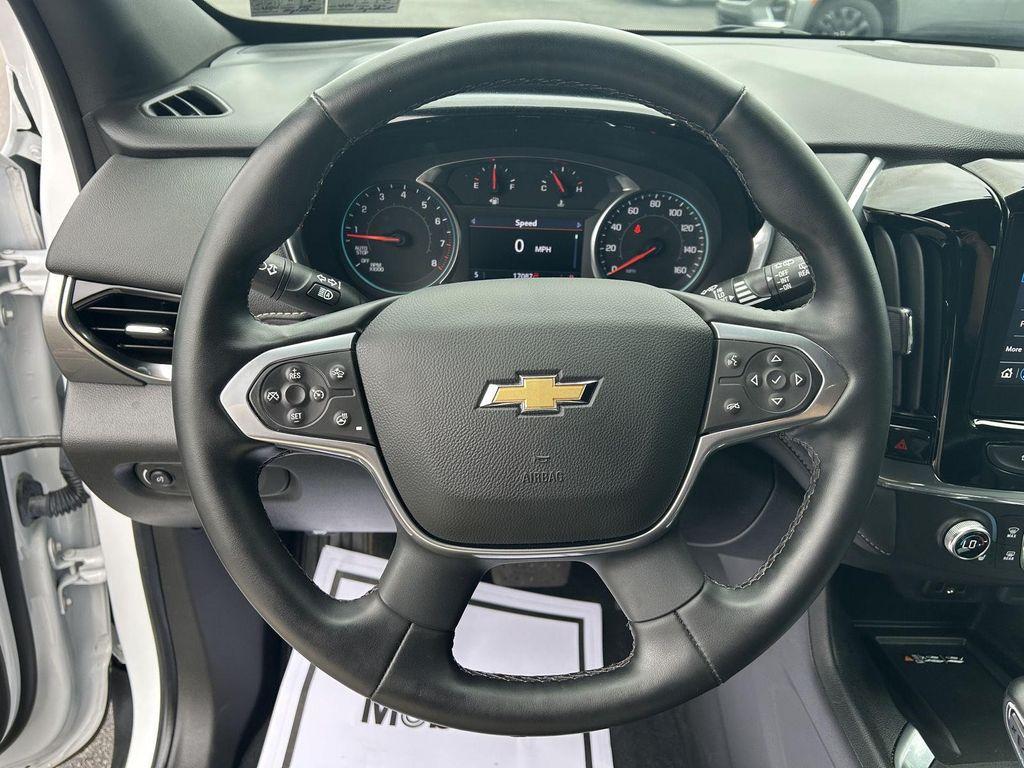 used 2023 Chevrolet Traverse car, priced at $36,498