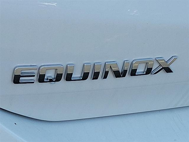 new 2024 Chevrolet Equinox car, priced at $30,904