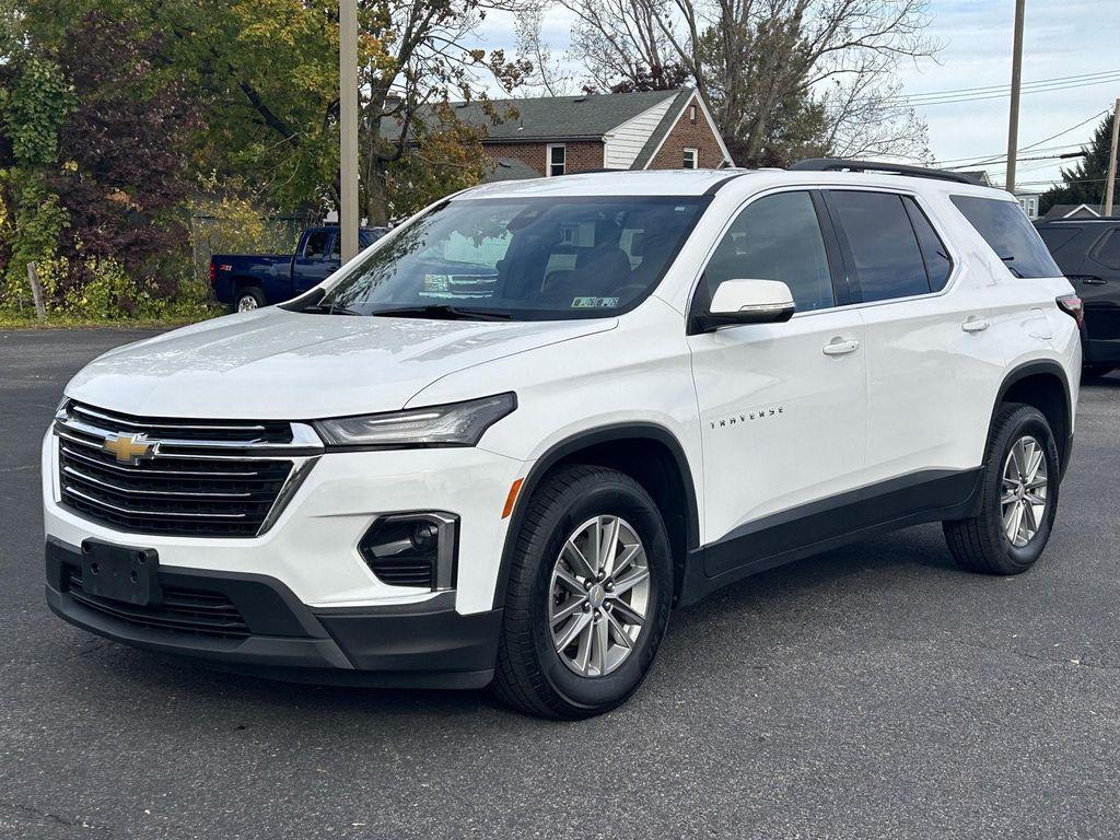 used 2023 Chevrolet Traverse car, priced at $32,498