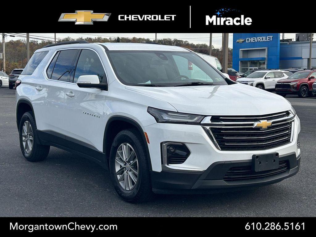 used 2023 Chevrolet Traverse car, priced at $32,498