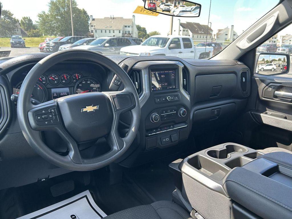 new 2025 Chevrolet Silverado 1500 car, priced at $37,045