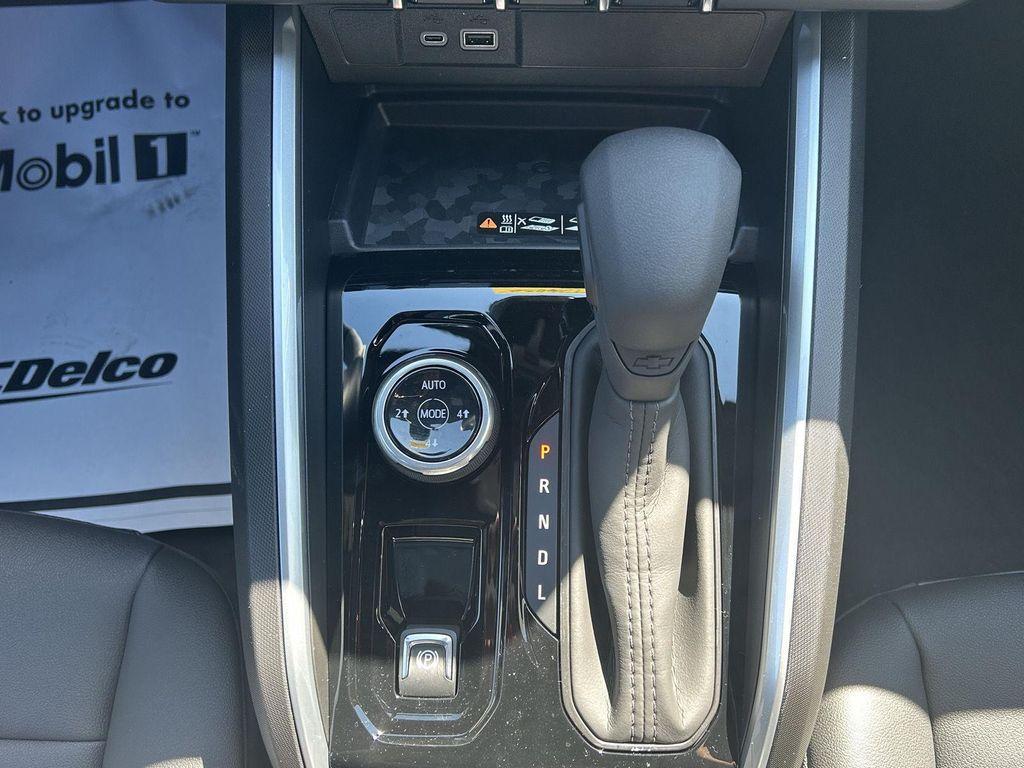 new 2026 Chevrolet Colorado car, priced at $45,110