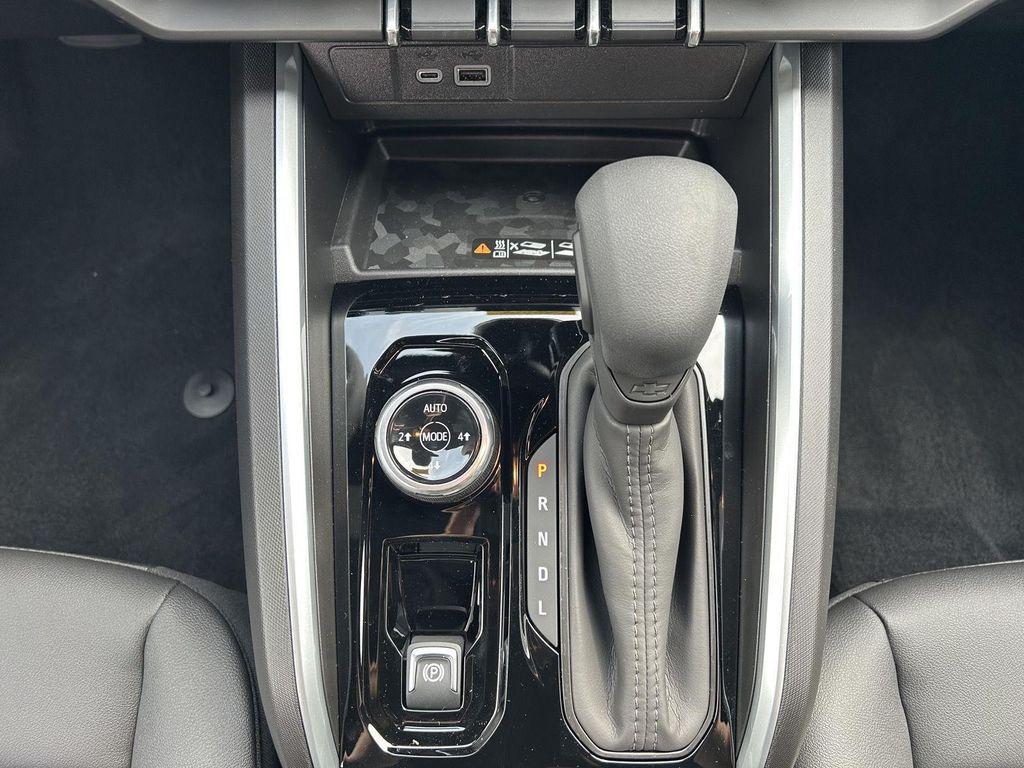 new 2026 Chevrolet Colorado car, priced at $44,540