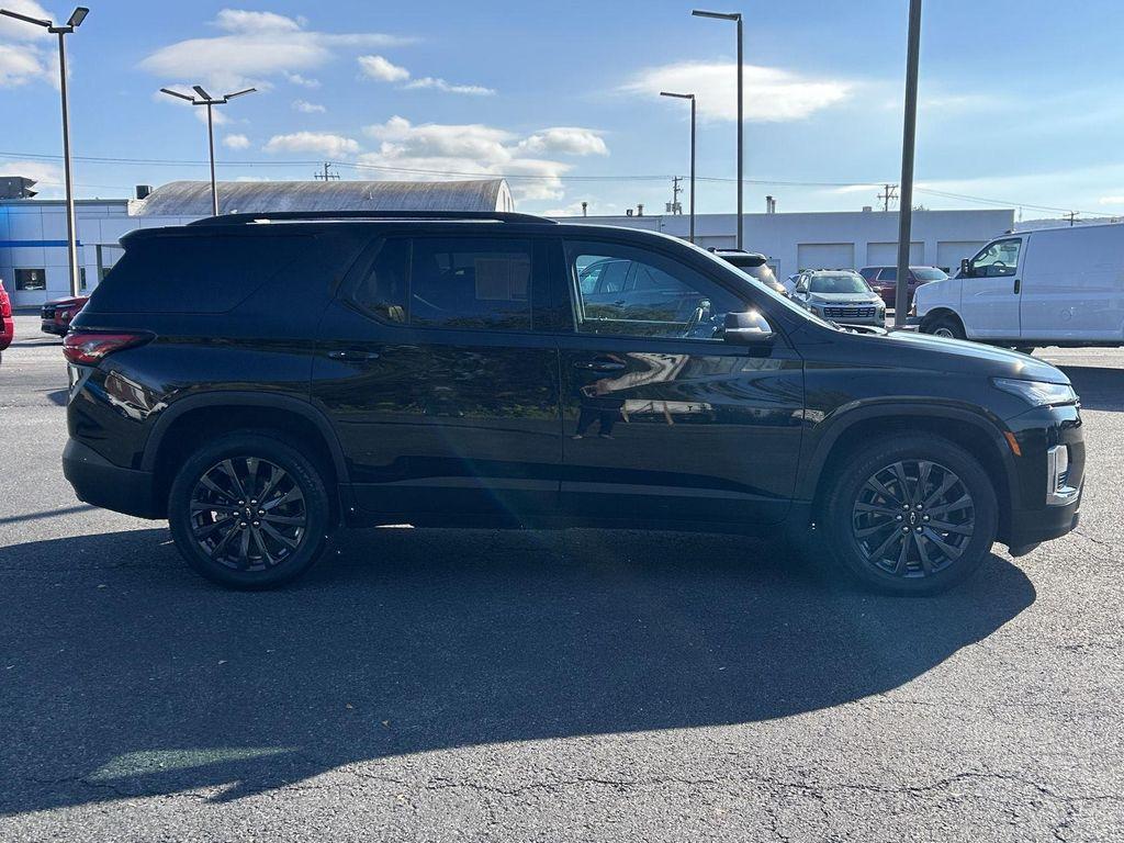 used 2023 Chevrolet Traverse car, priced at $37,498