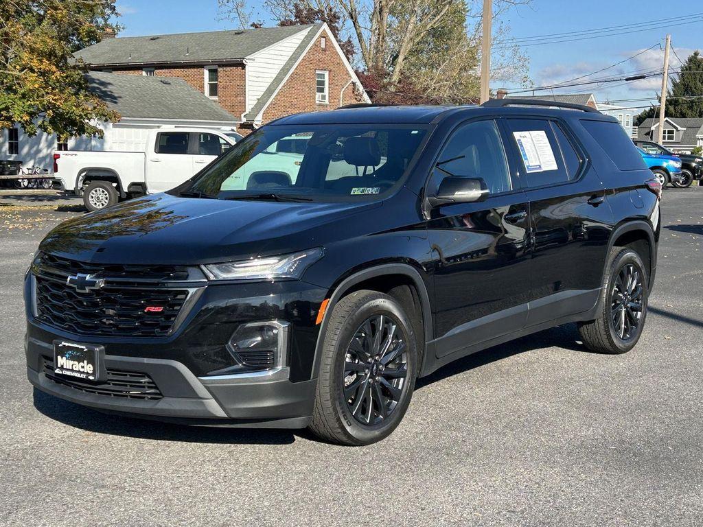 used 2023 Chevrolet Traverse car, priced at $37,498