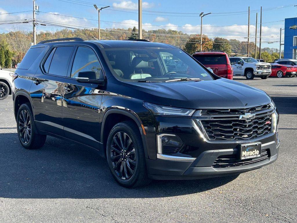used 2023 Chevrolet Traverse car, priced at $37,498